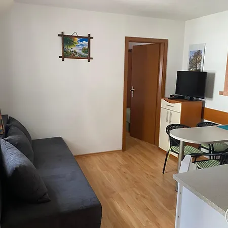 Apartment Apartmanovy Dom Slniecko *